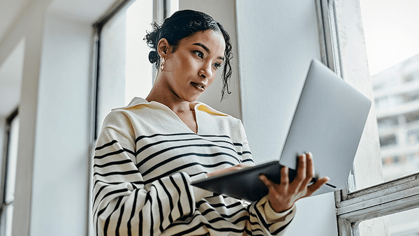 Entwicklung eines intelligenten Knowledge-Discovery-Agenten